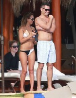 Джессика Альба. Джессика Альба с семьей на отдыхе в Кабо-Сан-Лукас