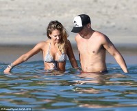 Джессика Альба. Джессика Альба с семьей на отдыхе в Кабо-Сан-Лукас