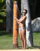 Джессика Альба. Джессика Альба с семьей на отдыхе в Кабо-Сан-Лукас