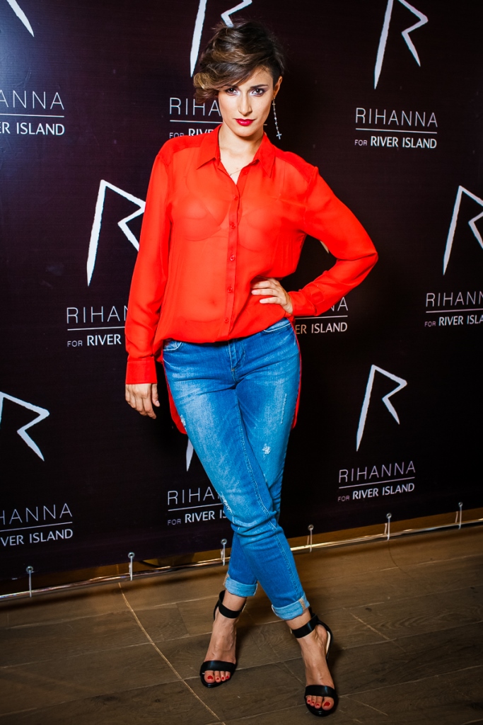 Рианна. ЗВЕЗДЫ ПРИМЕРИЛИ ЛЕТНЮЮ КОЛЛЕКЦИЮ RIHANNA FOR RIVER ISLAND