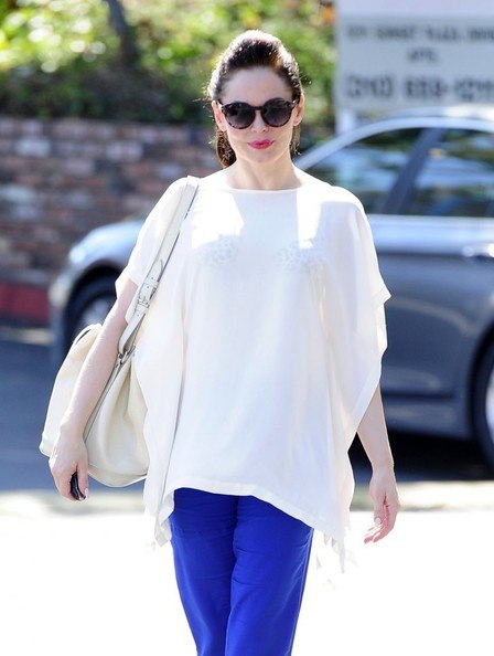 Роуз МакГоун. ROSE IN DRY BAR (5 SEPTEMBER)