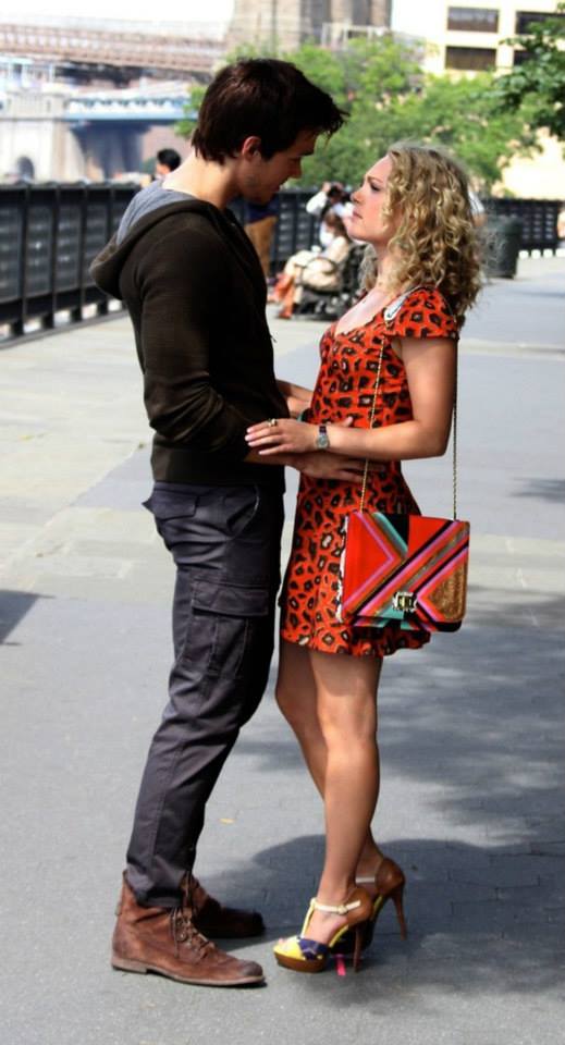 Анна-София Робб. Фотографии со съемок сериала "Дневники Кэрри"