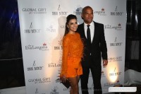 Ева Лонгория. Ева Лонгория после Global Gift Gala посетила вечеринку организованной Nikki Beach в Каннах, Франция.