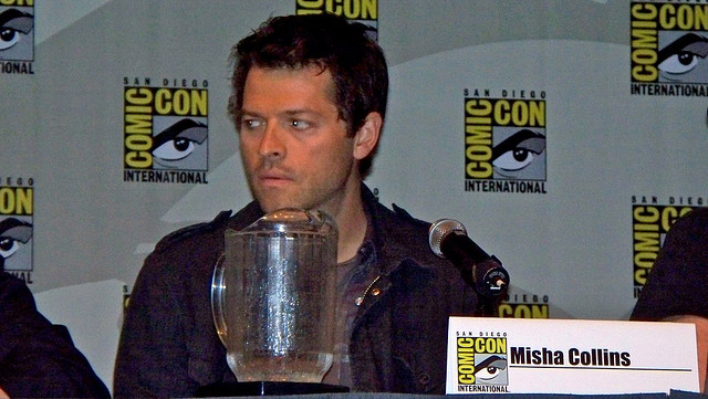 Миша Коллинз. Миша Коллинз, о падении с велосипеда, 5 сезоне СПН и шутках Джареда. ComicCon 2009. 26.07.2009 
