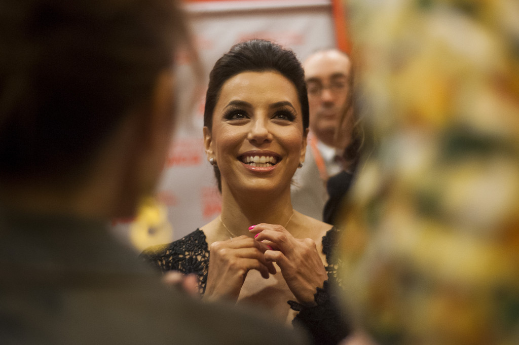 Ева Лонгория. Ева Лонгория на вручении  YWCA USA Women of Distinction Awards Gala в отеле Hyatt Regency, Вашингтон.