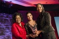 Ева Лонгория. Ева Лонгория на вручении  YWCA USA Women of Distinction Awards Gala в отеле Hyatt Regency, Вашингтон.