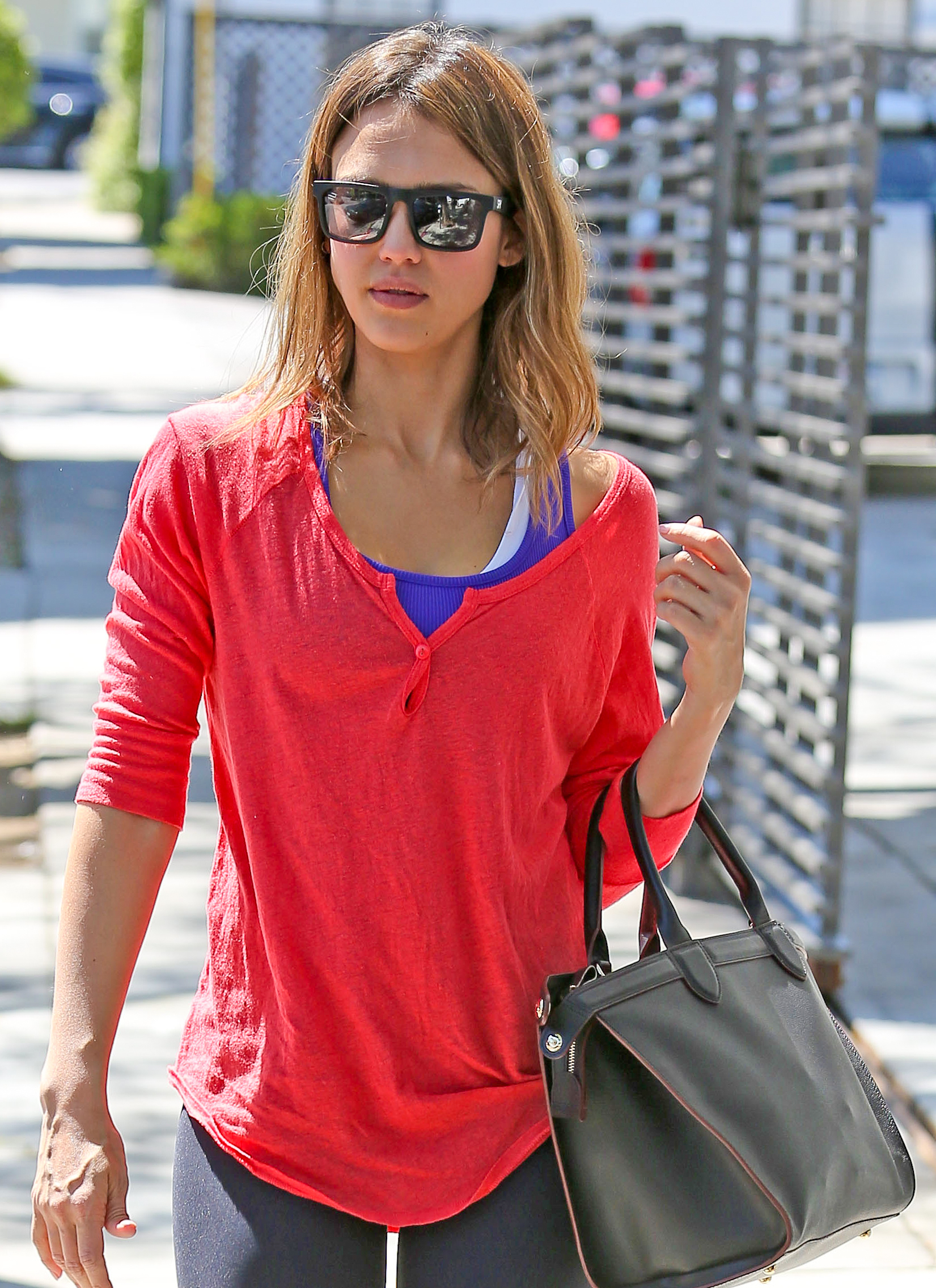 Джессика Альба. Джессика Альба посетила фитнес клуб