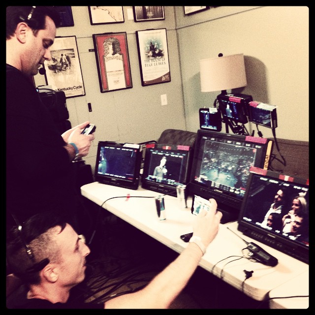 Бритни Спирс. Mike Posner & Spoken-Word Poet In-Q в Лос Анджелесе