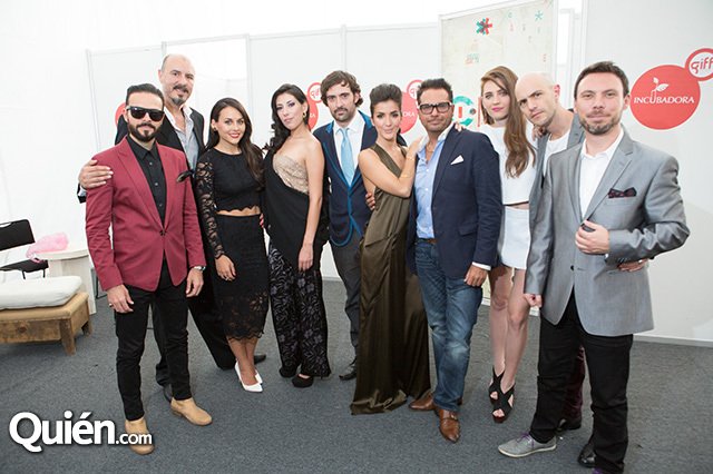 Cурия Вега. Фото с мировой премьеры фильма «Темнее ночи» на международном кинофестивале в Гуанахуато.