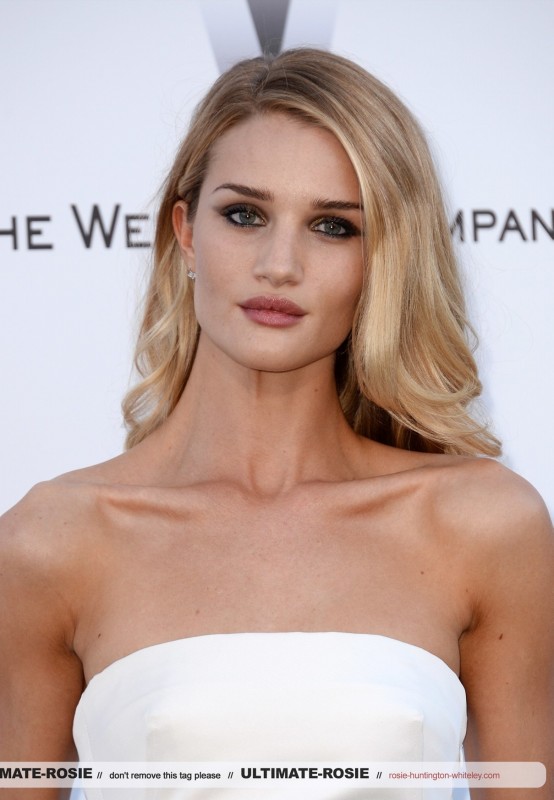 Роузи Хантингтон-Уайтли. Мероприятие "Кино против СПИДа" (часть 1)