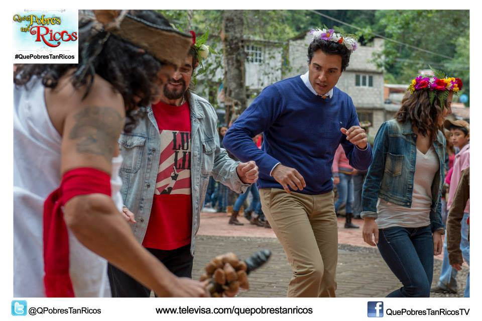 Cурия Вега. Фото Cурии на съемках теленовеллы «Какие же они богатые, эти бедные».