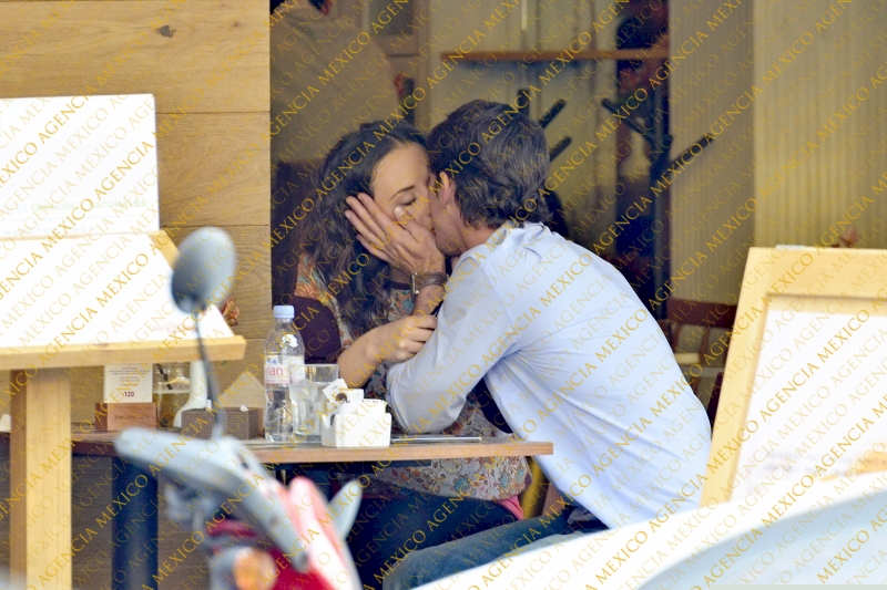 Cурия Вега. Сурия и Альберто в ресторане