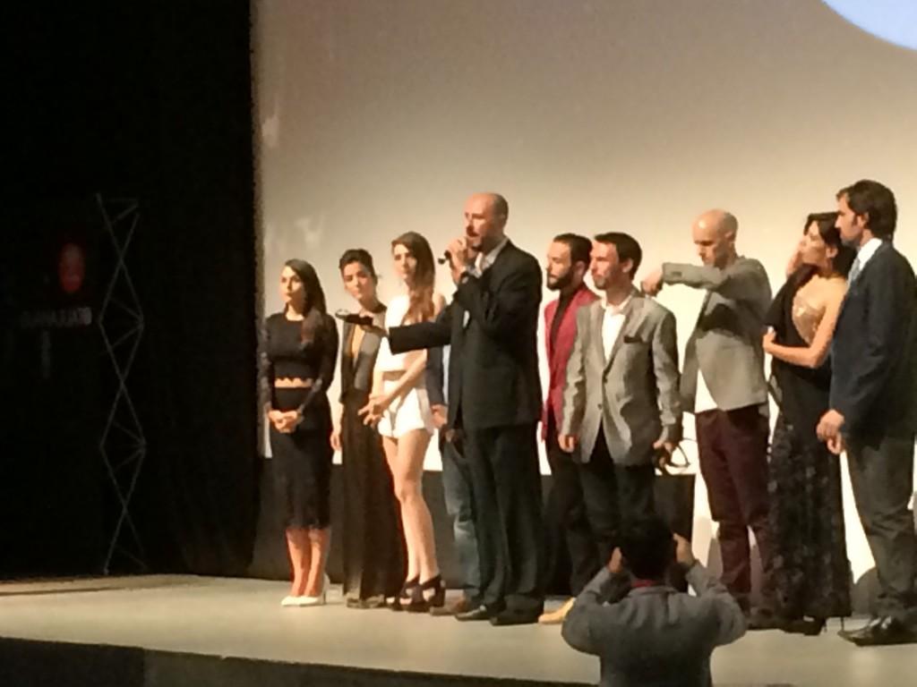 Cурия Вега. Фото с мировой премьеры фильма «Темнее ночи» на международном кинофестивале в Гуанахуато.
