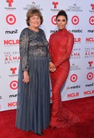 Ева Лонгория. 2013 NCLR ALMA Awards - часть 1