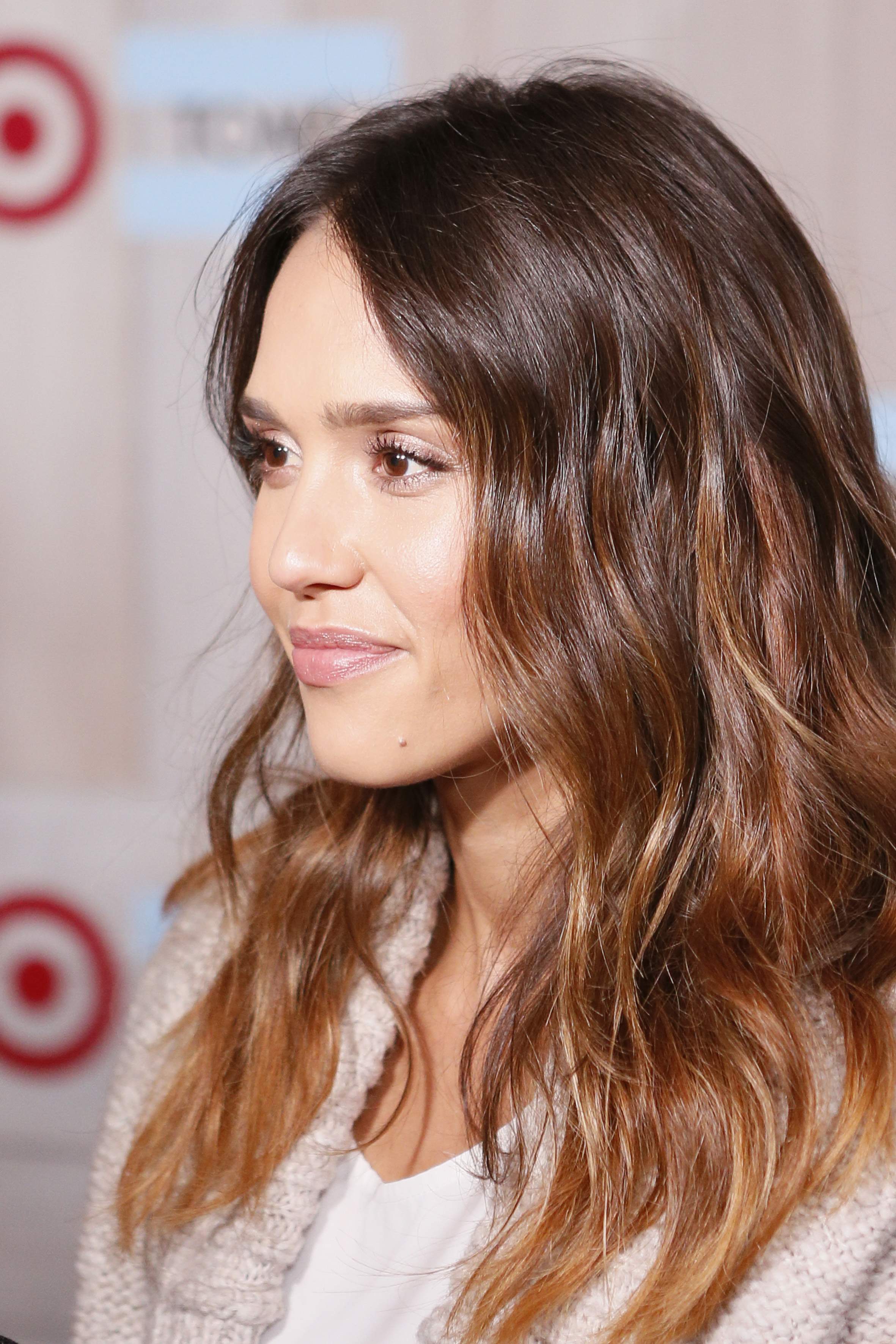 Джессика Альба. Джессика Альба на мероприятии TOMS for Target Launch в Калвер-Сити