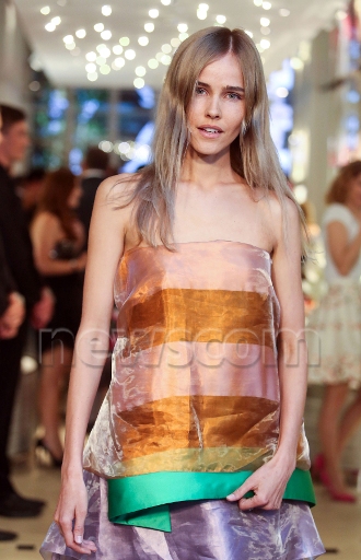 Изабель Лукас. Изабель на открытии магазина Dior в Сиднее, 31 января 2013