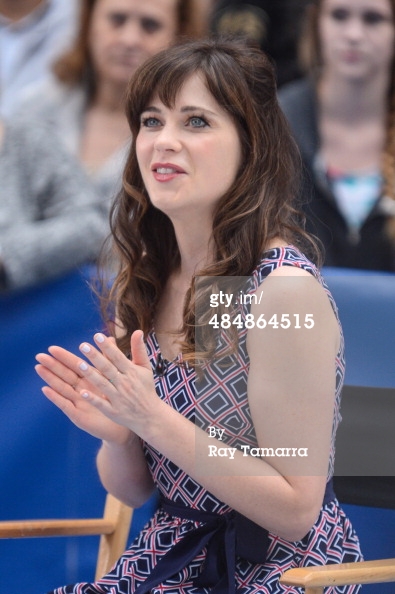 Зоуи Дешанель. Зоуи на Зоуи на Good Morning America, Нью-Йорк - 14 Апреля, 2014