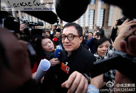 Джеки Чан. В Пекине в Доме народных собраний открылась первая сессия Всекитайского комитета Народного политического консультативного совета Китая 12-го созыва.