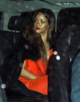 Рианна. 14 ФЕВРАЛЯ - RIHANNA НАПРАВЛЯЕТСЯ НА КОНЦЕРТ В ЧЕСТЬ ДНЯ ВСЕХ ВЛЮБЛЁННЫХ 