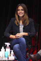 Джессика Альба. Джессика Альба на "An Honest Conversation" в Нью-Йорке