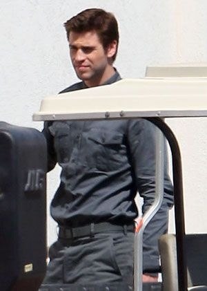 Дженнифер Лоуренс. Первый взгляд на дистрикт 13 и один кадр со съемок "Сойки Пересмешницы 1 часть"