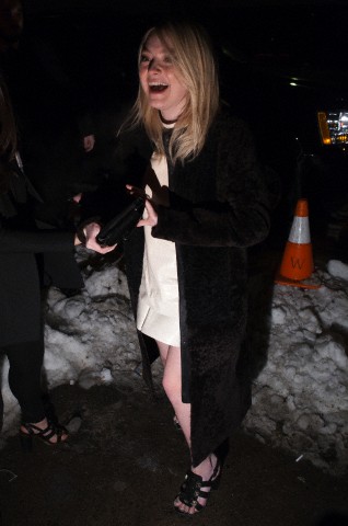 Дакота Фаннинг. Дакота побывала на модном показе брэнда "Proenza Schouler" в Нью-Йорке.