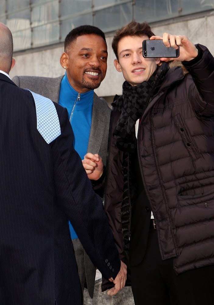 Уилл Смит. Новые фотографии: Уилл Смит на неделе моды в Париже (8 фото)