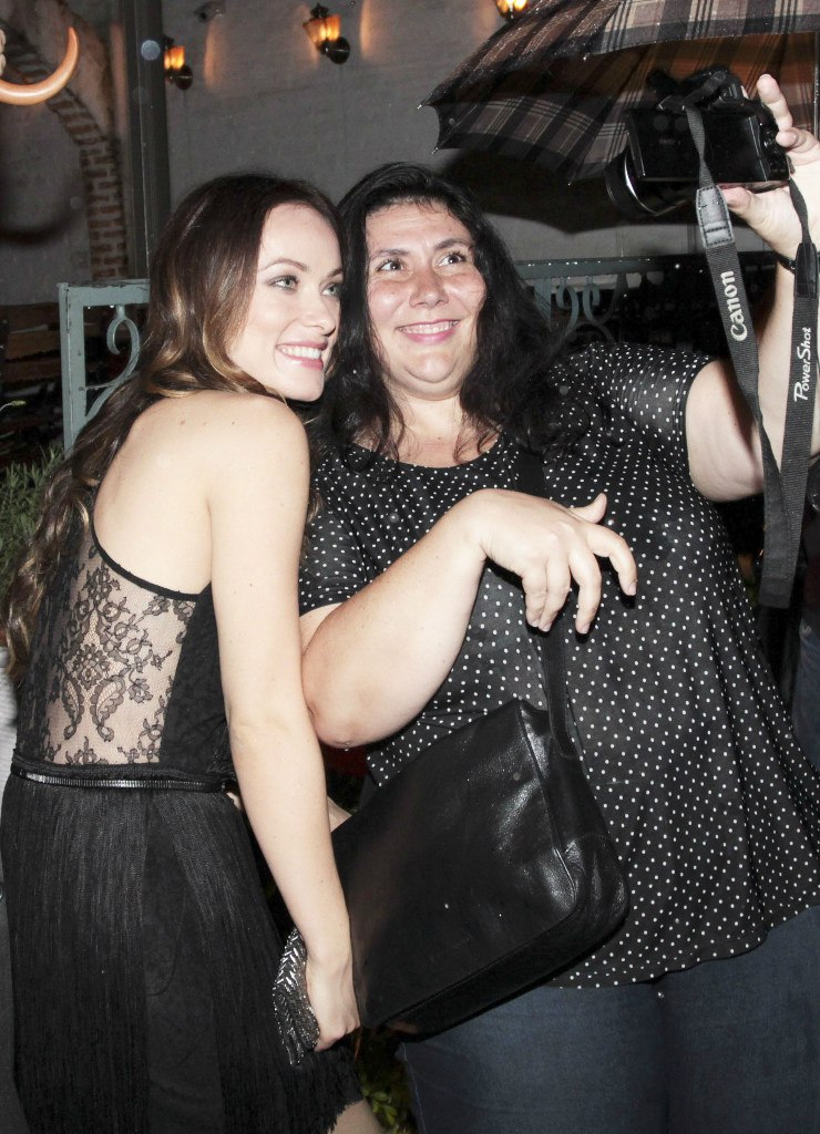 Оливия Уайлд. Оливия направляется на тожественный ужин приуроченный к запуску новой коллекции одежды компании Bo.Bô.