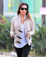 Ева Лонгория. 30 октября 2013 -  Ева Лонгория отправилась на завтрак  в Беверли Хиллз, Калифорния.