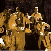 Химена Наваррете. Химена снялась в клипе певицы Belinda, они примеряли на себе образы разных эпох.