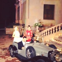 Химена Наваррете. Химена снялась в клипе певицы Belinda, они примеряли на себе образы разных эпох.