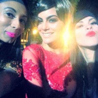 Химена Наваррете. Химена снялась в клипе певицы Belinda, они примеряли на себе образы разных эпох.