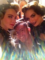 Химена Наваррете. Химена снялась в клипе певицы Belinda, они примеряли на себе образы разных эпох.