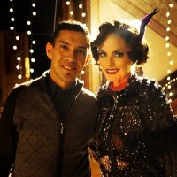 Химена Наваррете. Химена снялась в клипе певицы Belinda, они примеряли на себе образы разных эпох.