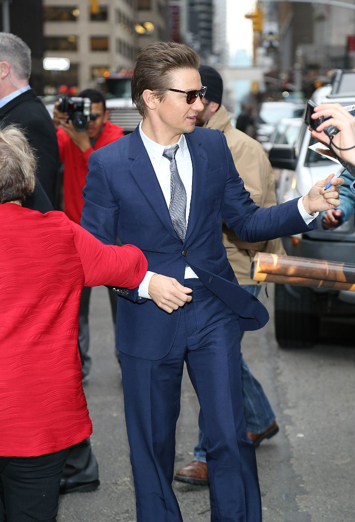 Джереми Реннер. Arrives at the 'Late Show with David Letterman' in NYC