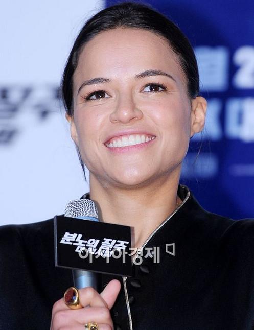 Мишель Родригес. Michelle Rodriguez promoting Fast & Furious 6 in Korea