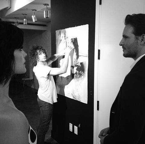 Питер Фачинелли. @peterfacinelli & @jaimiealexander with @oddDC