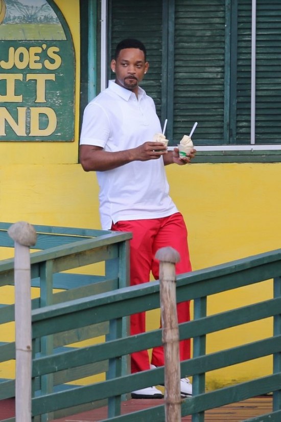 Уилл Смит. Только у нас новые фото! Уилл с семьей на Гавайях (10 фото)