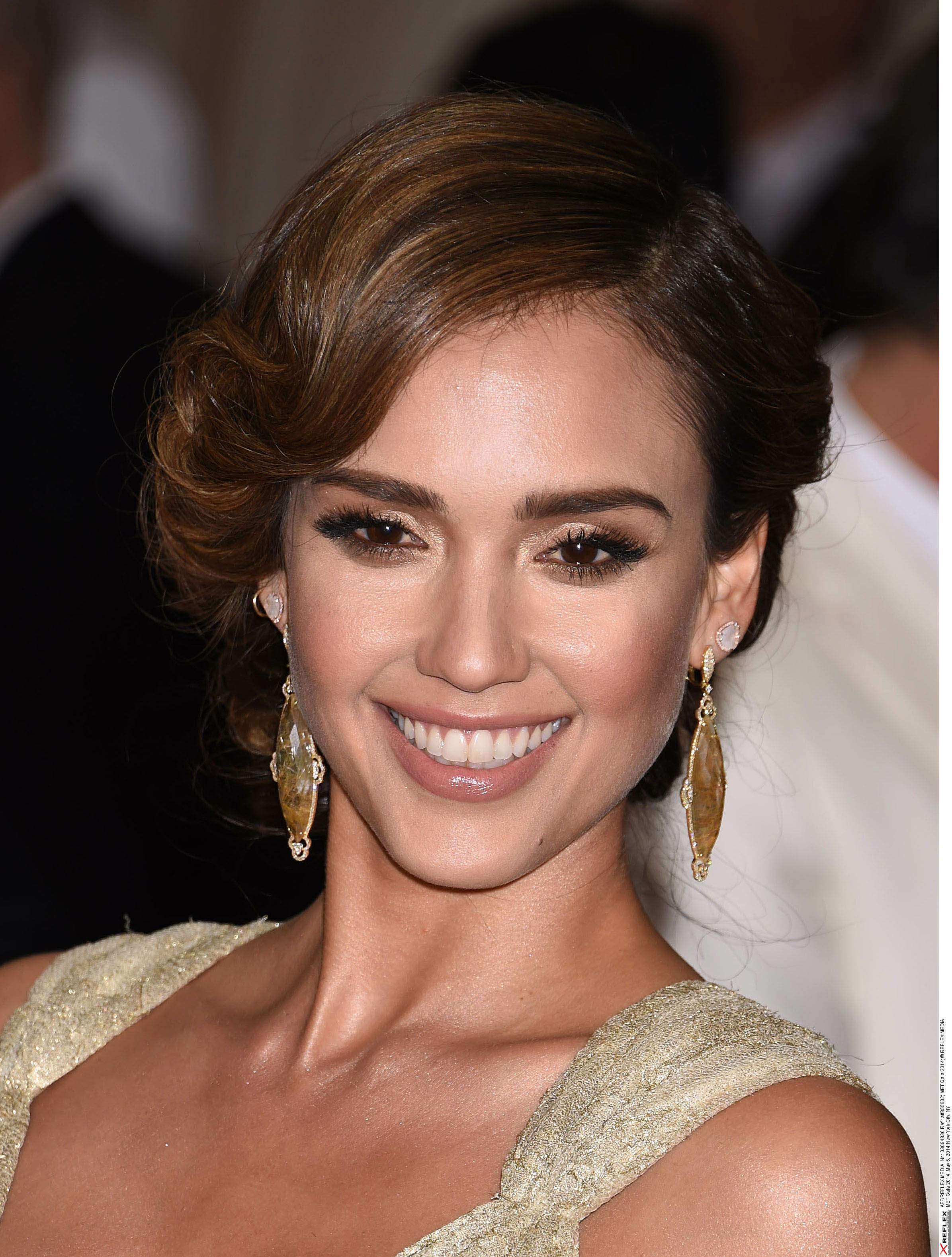 Джессика Альба. Met Gala 2014 в Нью-Йорке