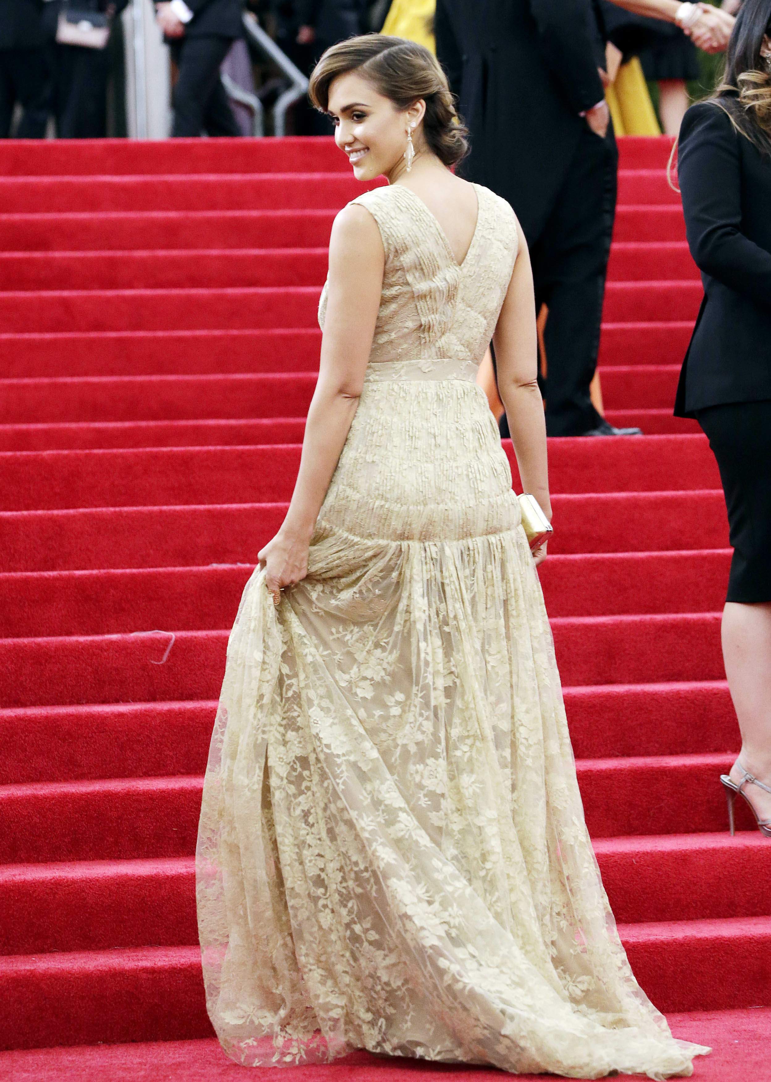 Джессика Альба. Met Gala 2014 в Нью-Йорке