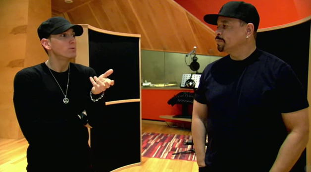 Эминем. ВЫШЕЛ ПЕРВЫЙ ТРЕЙЛЕР К ФИЛЬМУ С ЭМИНЕМОМ — «SOMETHING FROM NOTHING: THE ART OF RAP»