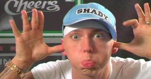 Эминем. С ЮБИЛЕЕМ, EMINEM! ТВОРЧЕСТВО ЭМИНЕМА: ОТ ПОЯВЛЕНИЯ В ЖУРНАЛАХ ДО УЧАСТИЯ В АЛЬБОМАХ.