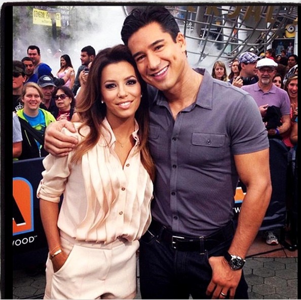 Ева Лонгория. 20 сентября 2013 - Ева Лонгория на съемках шоу 'EXTRA' в ЛА.