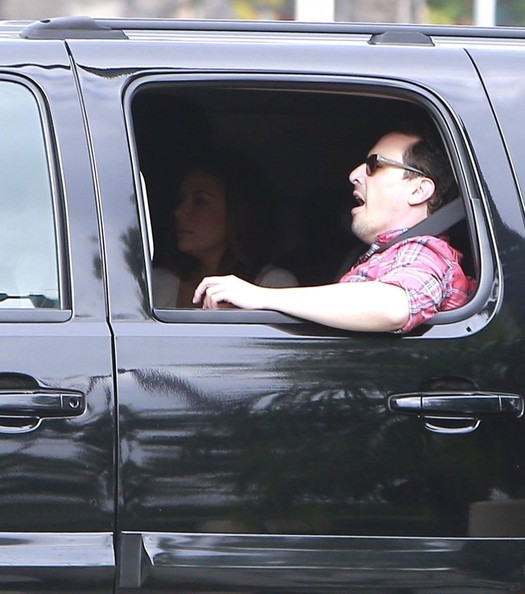 Ева Лонгория.  Ева Лонгория и ее друзья остановились перекусить в Burger King  в городе Санта-Мария, штат Калифорния.