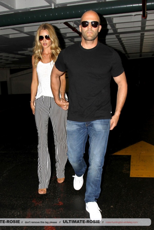 Роузи Хантингтон-Уайтли. Роузи с Джейсоном в аєропорту LAX (ч. 1) 