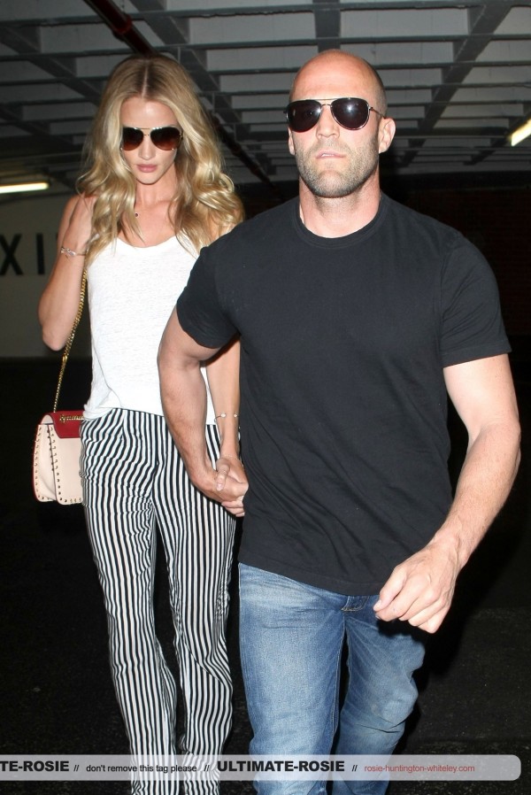 Роузи Хантингтон-Уайтли. Роузи с Джейсоном в аєропорту LAX (ч. 1) 