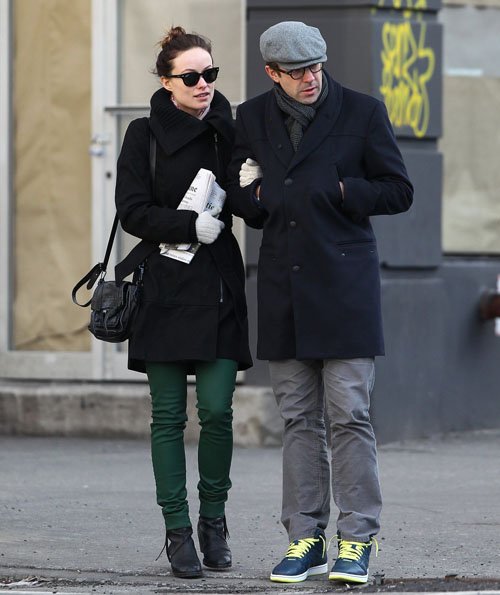 Оливия Уайлд. Оливия и Джейсон во время прогулки по улицам Нью-Йорка.