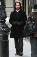 Колин Фаррелл. Фото со съемок фильма "Зимняя сказка" в Нью-Йорке.