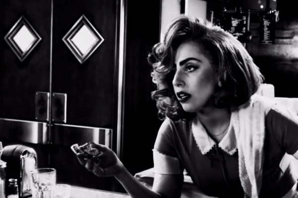 Леди Гага. Трейлер из фильма «Город Грехов 2» с участием Леди Гаги.
