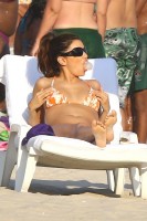 Ева Лонгория. Ева Лонгория со своими друзьями в Рио-де-Жанейро, Бразилия.